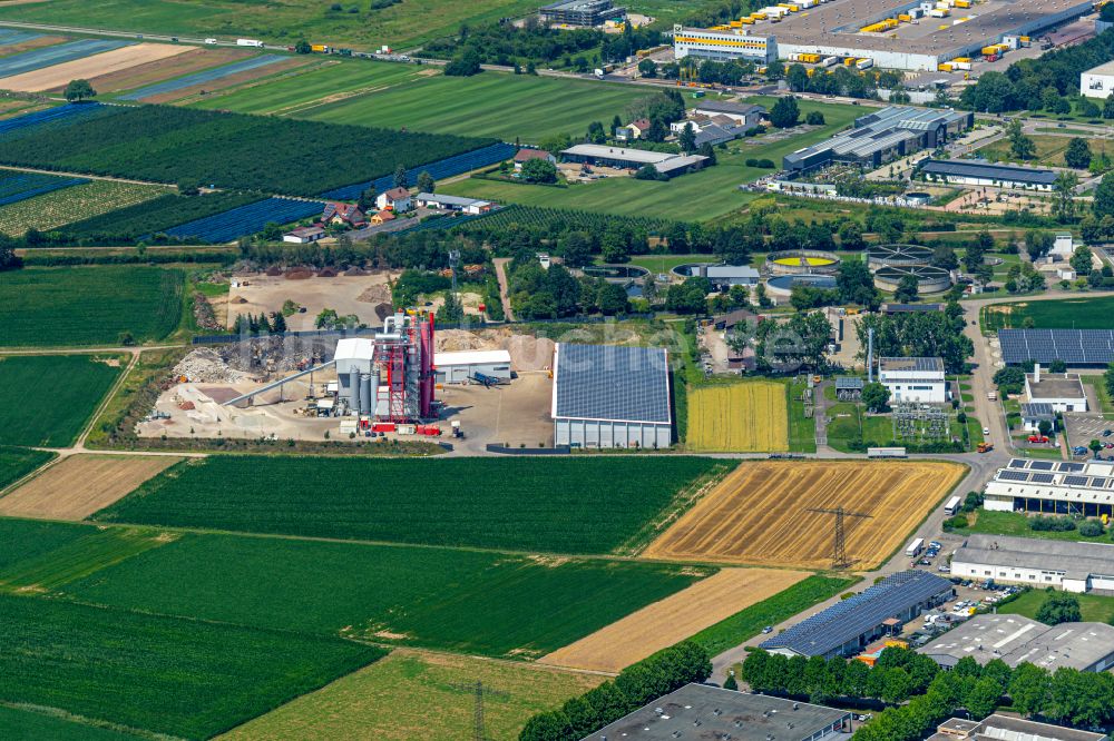 Lahr/Schwarzwald von oben - Firmengelände der VOGEL-BAU GmbH - Asphaltmischanlage Lahr in Lahr/Schwarzwald im Bundesland Baden-Württemberg, Deutschland