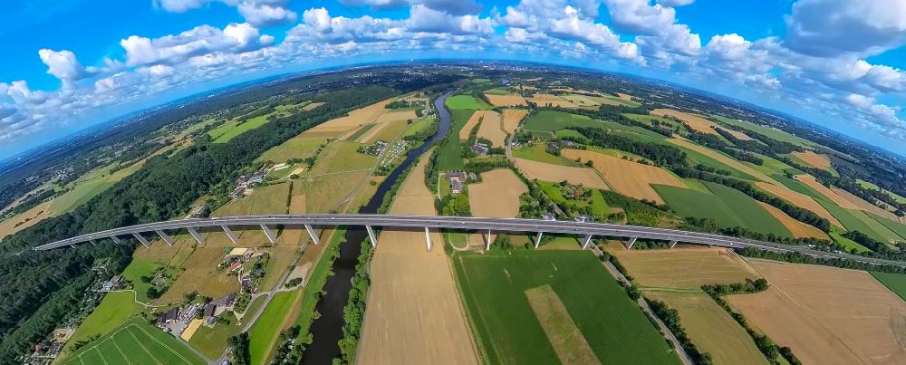 Luftbild Mintard - Fish Eye- Perspektive Autobahn- Brückenbauwerk Mintarder Ruhrtalbrücke der BAB 52 über die Ruhr bei Mintard im Bundesland Nordrhein-Westfalen, Deutschland