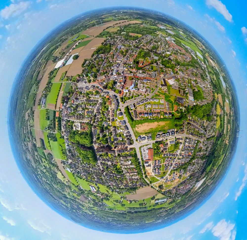 Luftbild Kirchhellen - Fish Eye- Perspektive Stadtzentrum im Innenstadtbereich in Kirchhellen im Bundesland Nordrhein-Westfalen, Deutschland