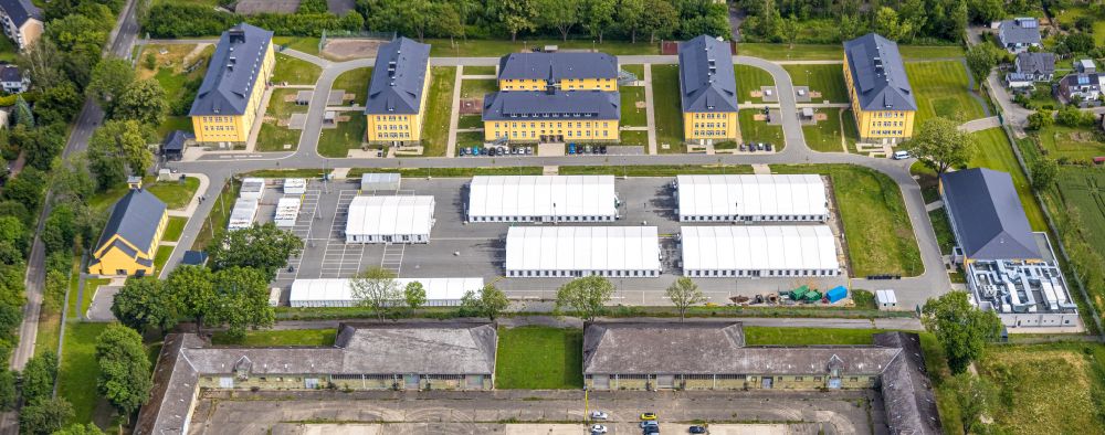 Luftaufnahme Soest - Flüchtlingsheim- und Asylunterkunfts- Container- Siedlung als Behelfsunterkunft in Soest im Bundesland Nordrhein-Westfalen, Deutschland