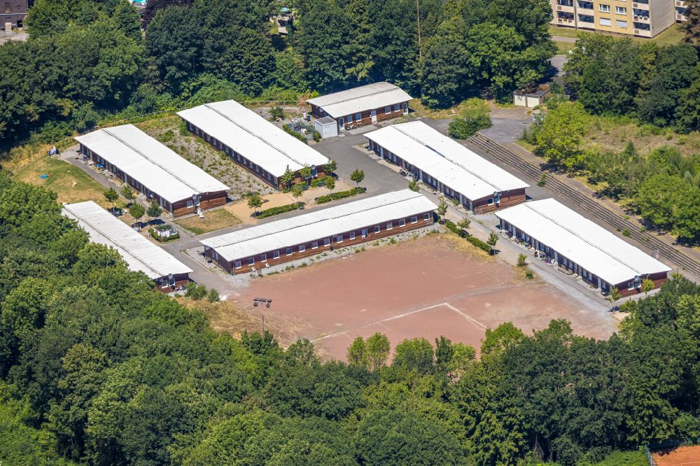 Luftbild Mülheim an der Ruhr - Flüchtlingsheim- und Asylunterkunfts- Gebäude in Mülheim an der Ruhr im Bundesland Nordrhein-Westfalen, Deutschland