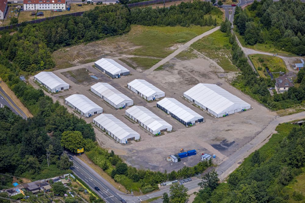 Castrop-Rauxel von oben - Flüchtlingsheim- und Asylunterkunfts- Zeltlager als Behelfsunterkunft in Castrop-Rauxel im Bundesland Nordrhein-Westfalen, Deutschland
