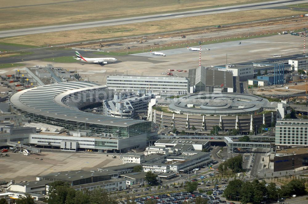 Luftaufnahme Düsseldorf - Flughafen Düsseldorf International