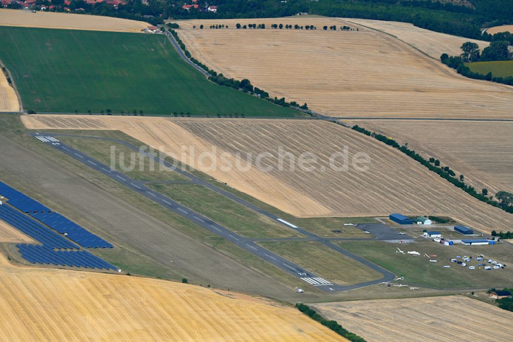 Luftaufnahme Alkersleben - Flugplatz in Alkersleben im Bundesland Thüringen, Deutschland