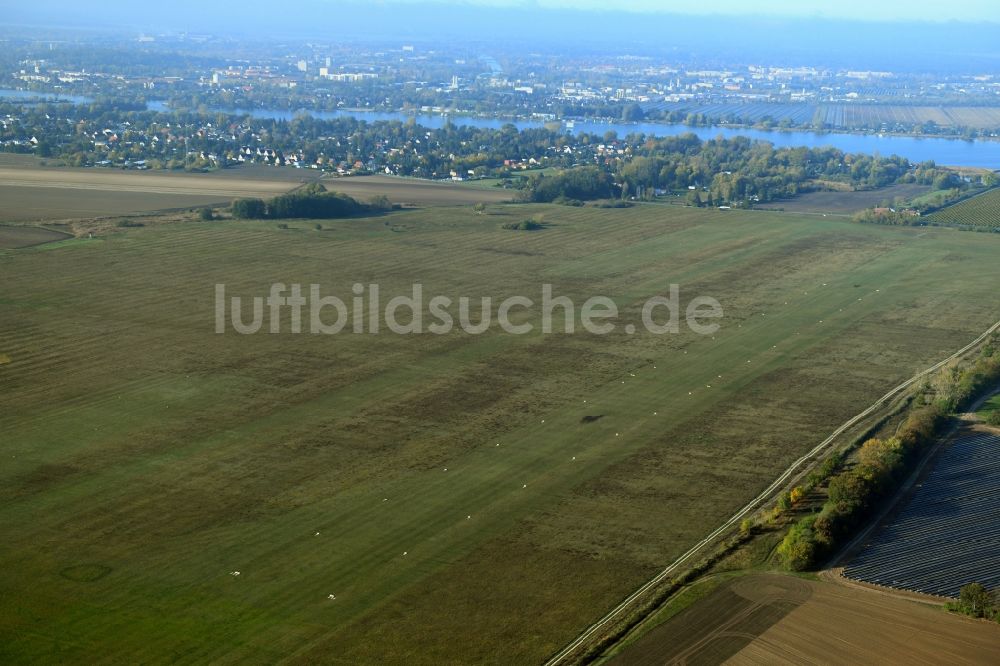 Luftaufnahme Brandenburg an der Havel - Flugplatz in Brandenburg an der Havel im Bundesland Brandenburg, Deutschland