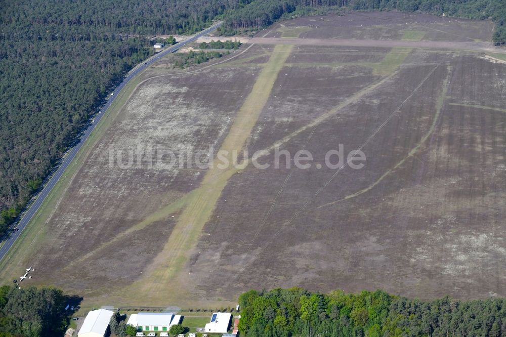 Luftaufnahme Finsterwalde - Flugplatz Finsterwalde-Heinrichsruh in Finsterwalde im Bundesland Brandenburg, Deutschland