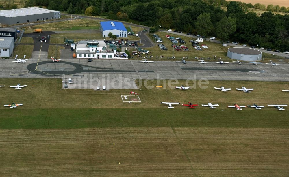 Luftaufnahme Hörselberg-Hainich - Flugplatz der Flugplatzgesellschaft Eisenach-Kindel mbH in Hörselberg-Hainich im Bundesland Thüringen