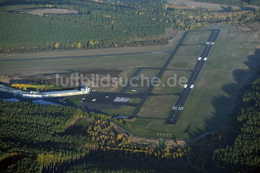 Luftaufnahme Schönhagen - Flugplatz der Flugplatzgesellschaft Schönhagen mbH in Schönhagen im Bundesland Brandenburg