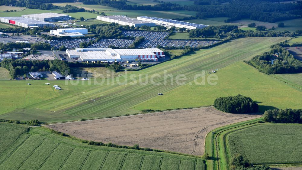 Hodenhagen von oben - Flugplatz in Hodenhagen im Bundesland Niedersachsen, Deutschland