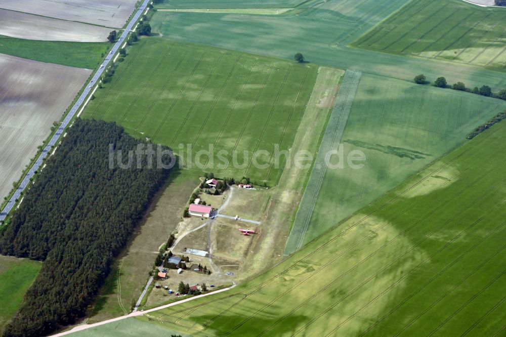 Luftbild Klietz - Flugplatz in Klietz im Bundesland Sachsen-Anhalt, Deutschland
