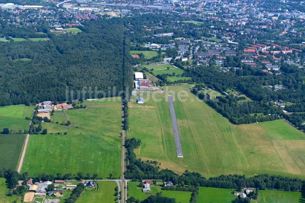 Luftaufnahme Neumünster - Flugplatz in Neumünster im Bundesland Schleswig-Holstein, Deutschland