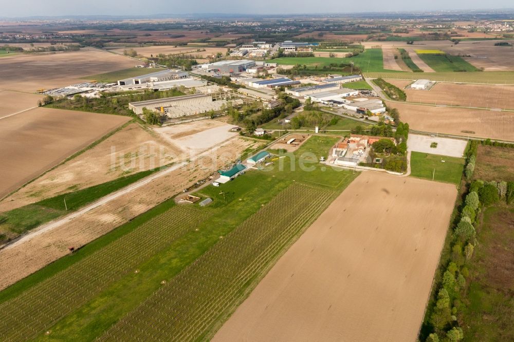 Luftaufnahme Codroipo - Flugplatz der Pista Aerei Leggeri in Codroipo in Friuli-Venezia Giulia, Italien