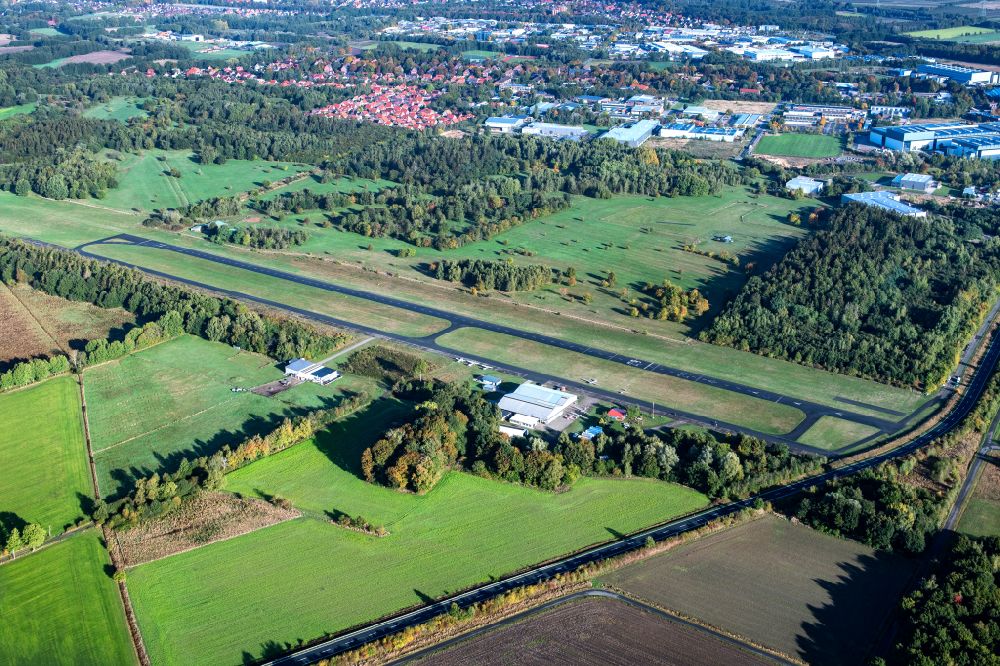 Luftbild Stade - Flugplatz Stade im Bundesland Niedersachsen, Deutschland