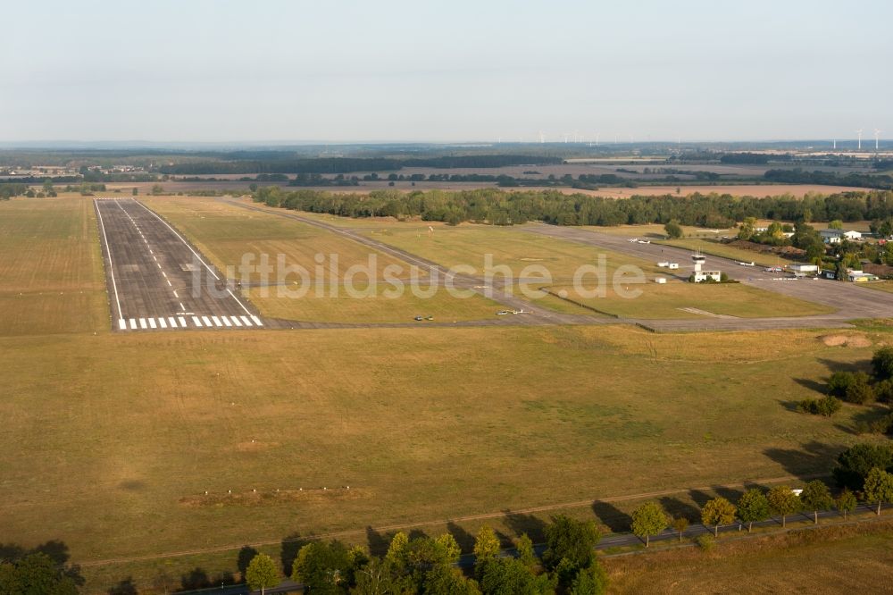 Stendal aus der Vogelperspektive: Flugplatz in Stendal im Bundesland Sachsen-Anhalt, Deutschland
