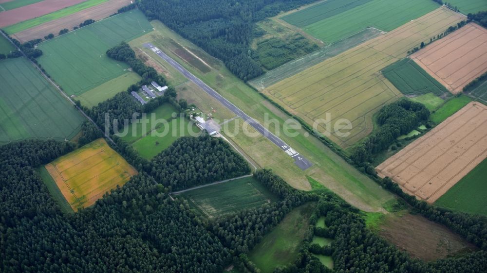 Gerdau aus der Vogelperspektive: Flugplatz Uelzen in Gerdau im Bundesland Niedersachsen, Deutschland