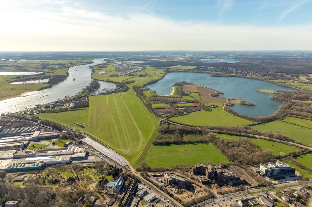 Wesel aus der Vogelperspektive: Flugplatz in Wesel im Bundesland Nordrhein-Westfalen, Deutschland