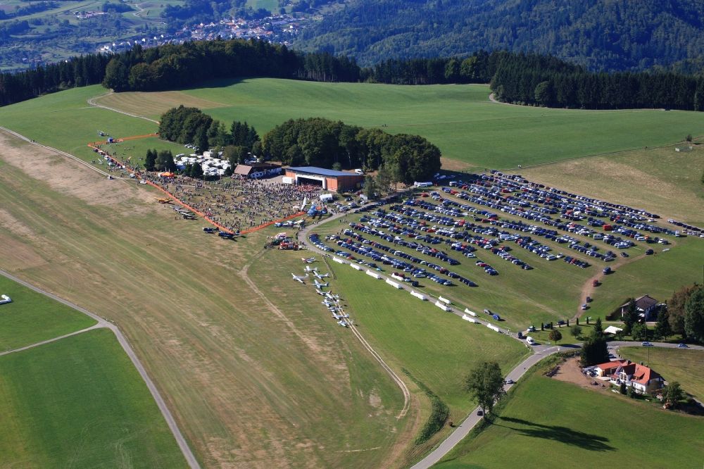 Luftbild Rickenbach - Flugtag auf dem Segelflugplatz der Luftsportgemeinschaft Hotzenwald in Rickenbach im Bundesland Baden-Württemberg