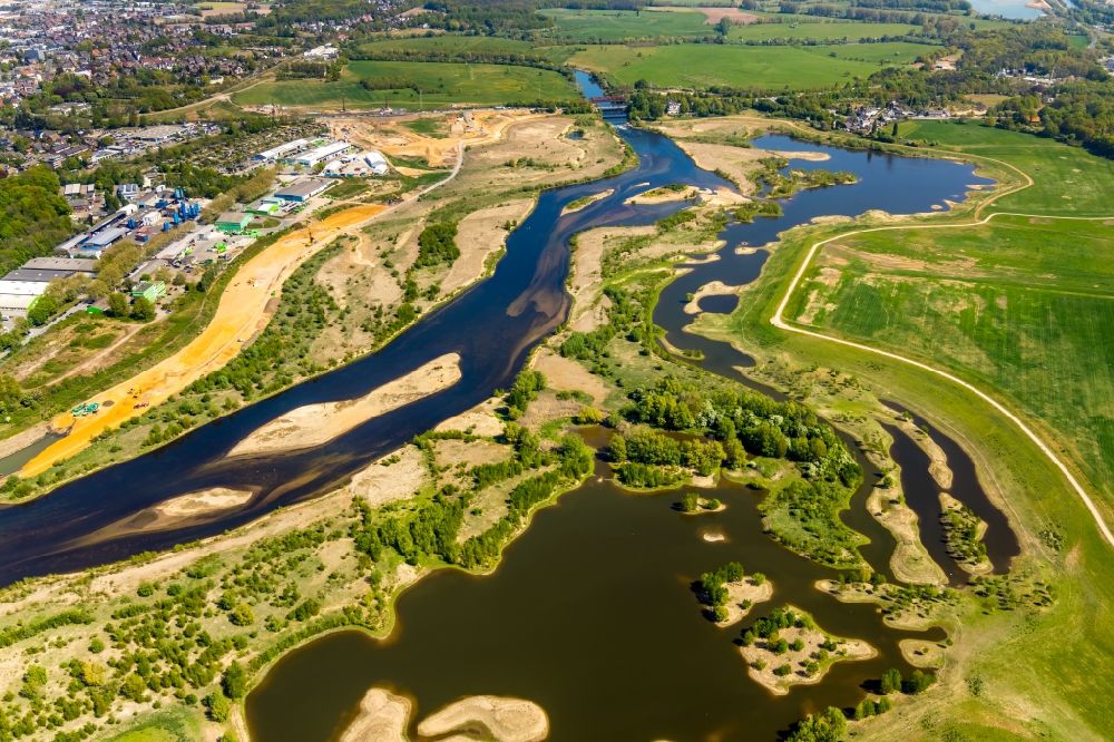 Luftbild Wesel - Fluss- Delta und Mündungsbereich der Lippe in Wesel im Bundesland Nordrhein-Westfalen, Deutschland