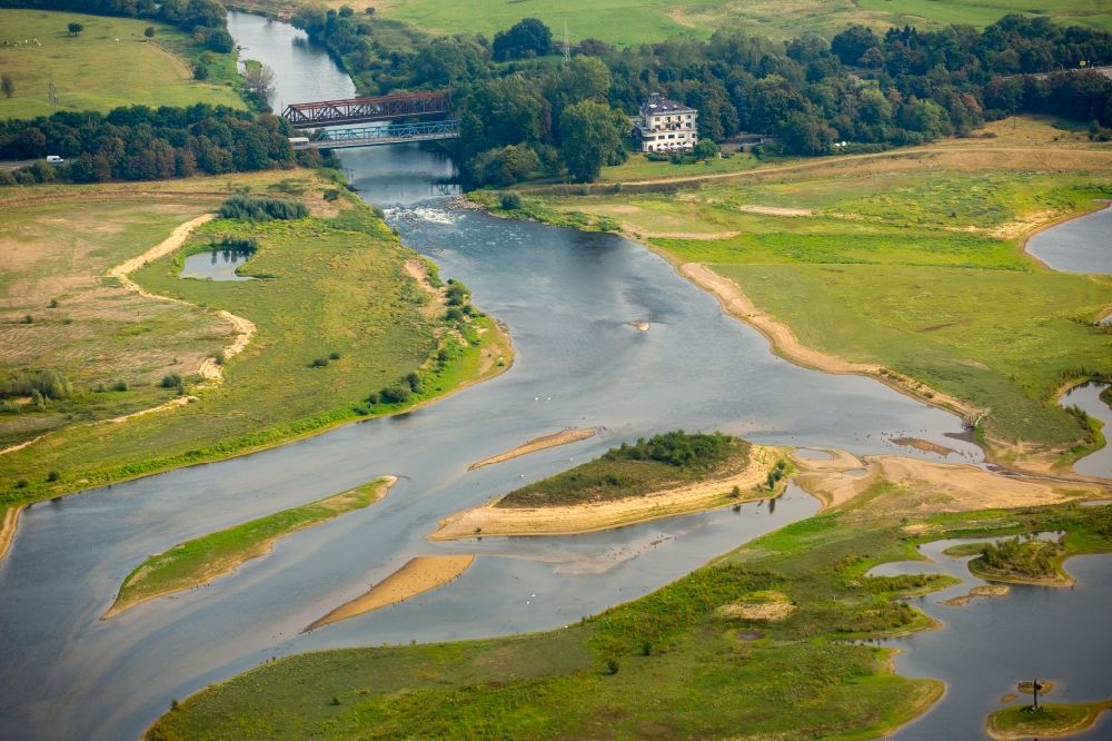 Luftbild Wesel - Fluß- Delta und Strom- Mündung im Nationalen Schutzgebiet Lippemündungsraum in Wesel im Bundesland Nordrhein-Westfalen