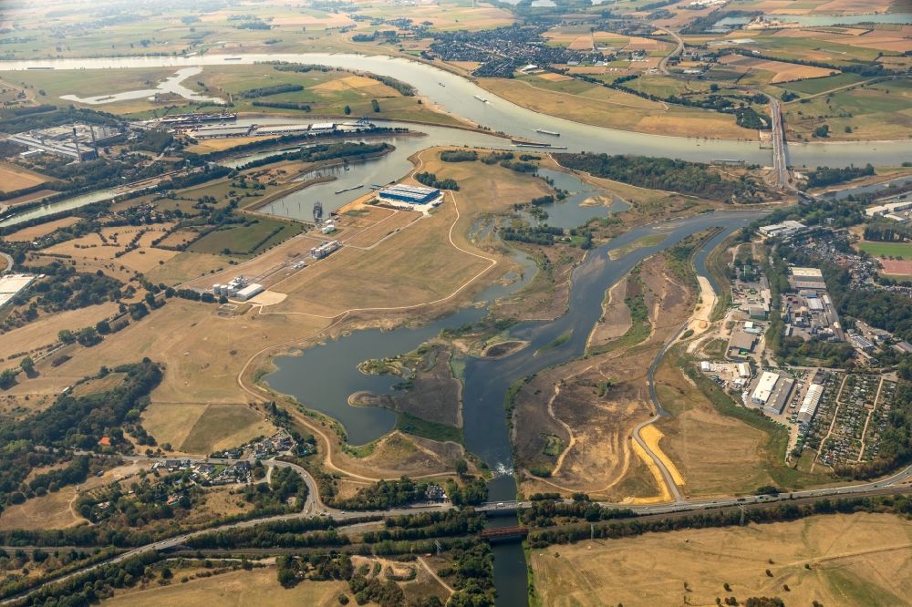 Luftbild Wesel - Fluß- Delta und Strom- Mündung zwischen Lippemündung und Rhein im Ortsteil Lippedorf in Wesel im Bundesland Nordrhein-Westfalen, Deutschland