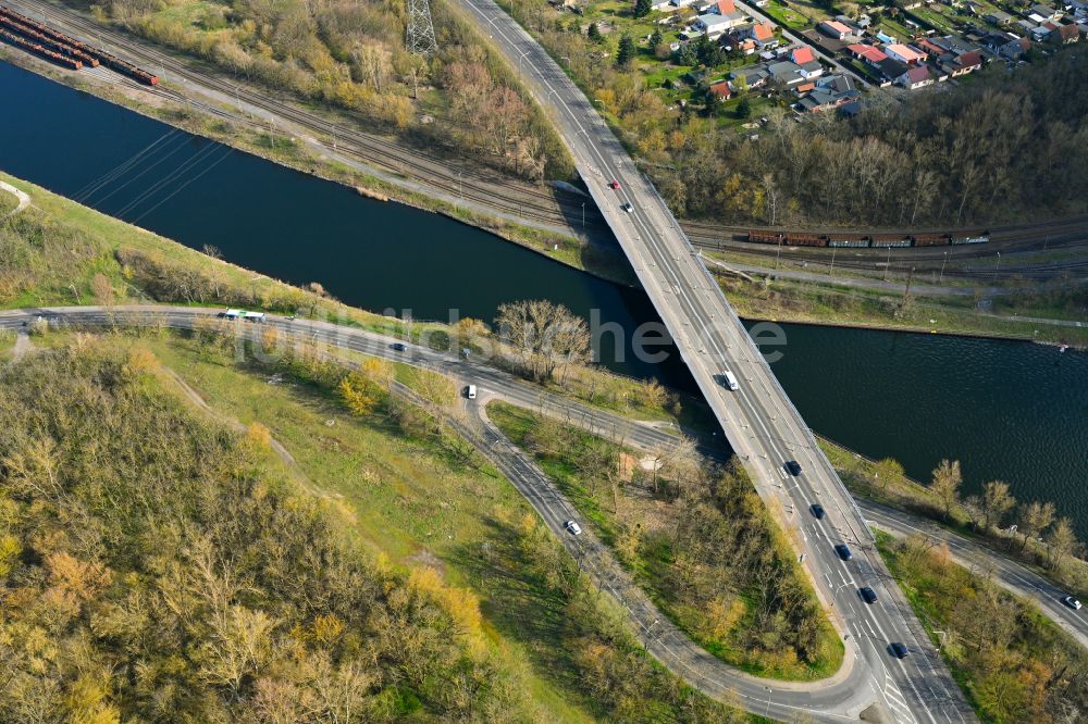 Luftbild Brandenburg an der Havel - Flußbrücke Quenzbrücke über die Untere Havel-Wasserstraße in Brandenburg an der Havel im Bundesland Brandenburg, Deutschland