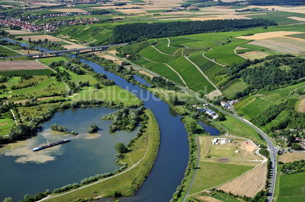 Luftbild Dettelbach - Flussverlauf des Main in Dettelbach im Bundesland Bayern
