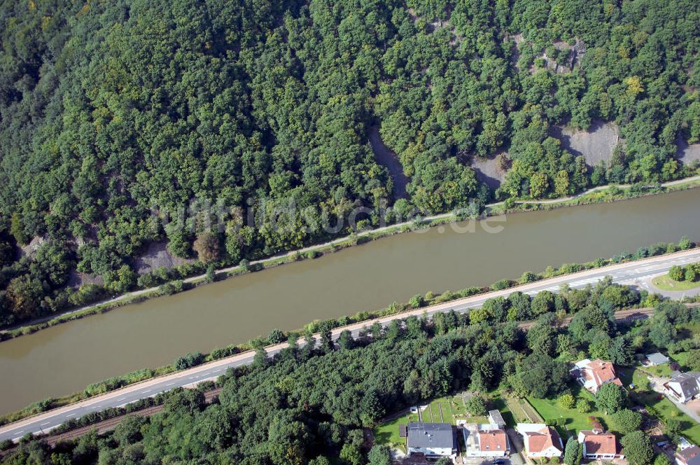 Luftbild Mettlach OT Saarhölzbach - Flussverlauf der Saar bei Saarhölzbach