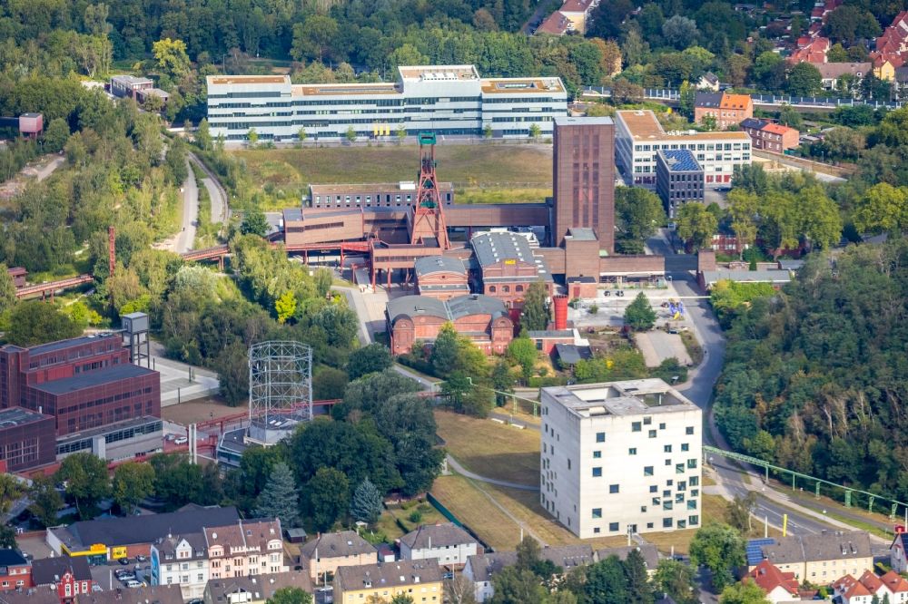 Luftaufnahme Essen - Folkwang Universität der Künste - SANAA-Gebäude in Essen im Bundesland Nordrhein-Westfalen - NRW, Deutschland
