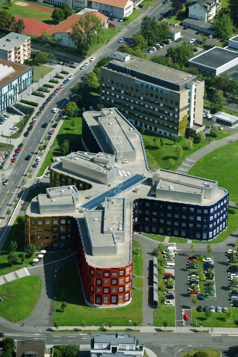 Luftbild Gießen - Forschungs- Gebäude und Bürokomplex BFS - Biomedizinisches Forschungszentrum Seltersberg in Gießen im Bundesland Hessen, Deutschland