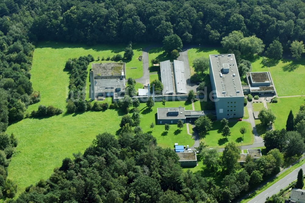 Luftbild Gießen - Forschungs- Gebäude und Bürokomplex Strahlenzentrum am Leihgesterner Weg in Gießen im Bundesland Hessen, Deutschland