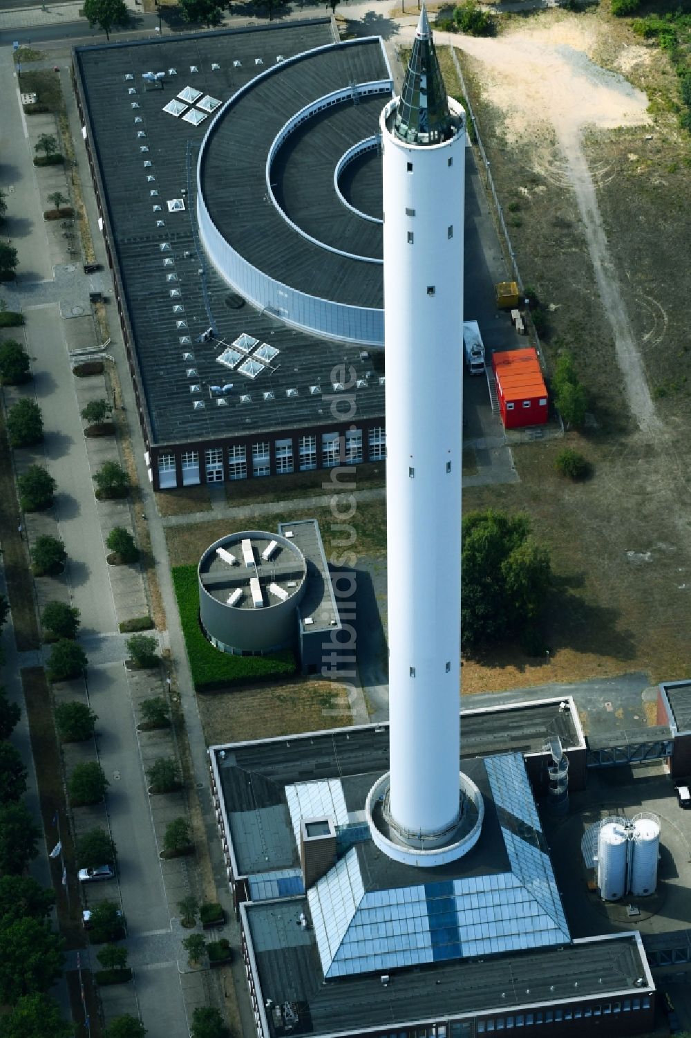 Bremen aus der Vogelperspektive: Forschungs- Gebäude des Fallturm im Ortsteil Horn-Lehe in Bremen, Deutschland