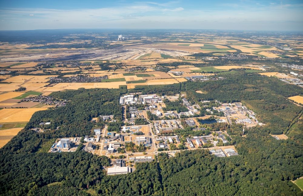 Luftbild Jülich - Forschungszentrum Jülich mit Forschungs- Reaktor im Bundesland Nordrhein-Westfalen
