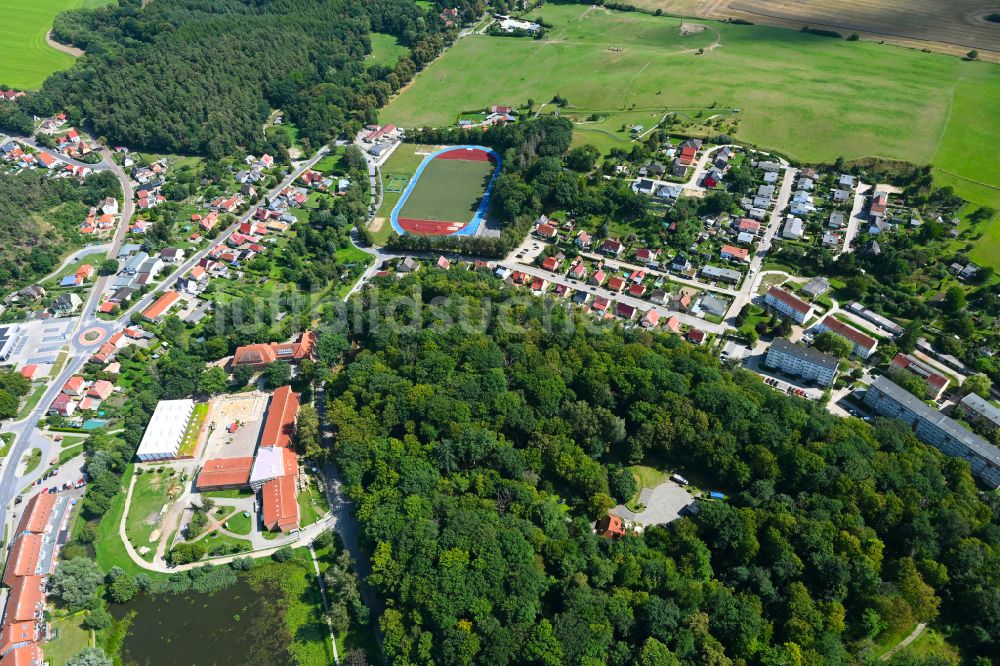 Luftaufnahme Burg Stargard - Forstgebiete in einem Waldgebiet Klüschenberg in Burg Stargard im Bundesland Mecklenburg-Vorpommern, Deutschland