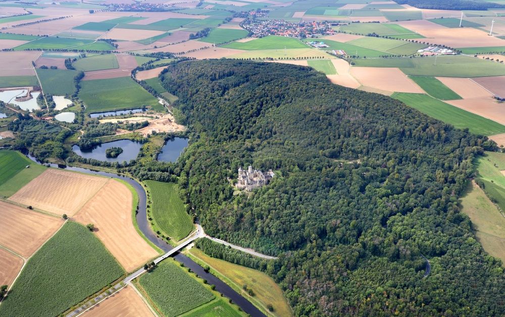 Pattensen von oben - Forstgebiete in einem Waldgebiet in Pattensen im Bundesland Niedersachsen, Deutschland