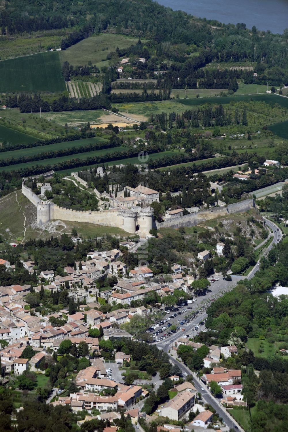 Luftaufnahme Languedoc-Roussillon - Fragmente der Festungsanlage Fort Saint-André an der Rue Montée du Fort in Languedoc-Roussillon in Languedoc-Roussillon Midi-Pyrenees, Frankreich