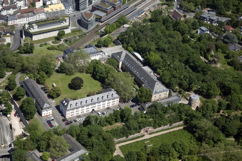 Luftaufnahme Mainz - Fragmente der Festungsanlage auf dem Jakobsberg in Mainz im Bundesland Rheinland-Pfalz, Deutschland