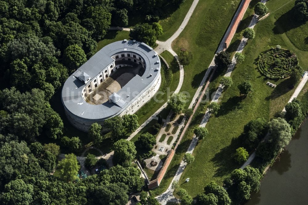 Luftaufnahme Ingolstadt - Fragmente der Festungsanlage Turm Triva in Ingolstadt im Bundesland Bayern, Deutschland