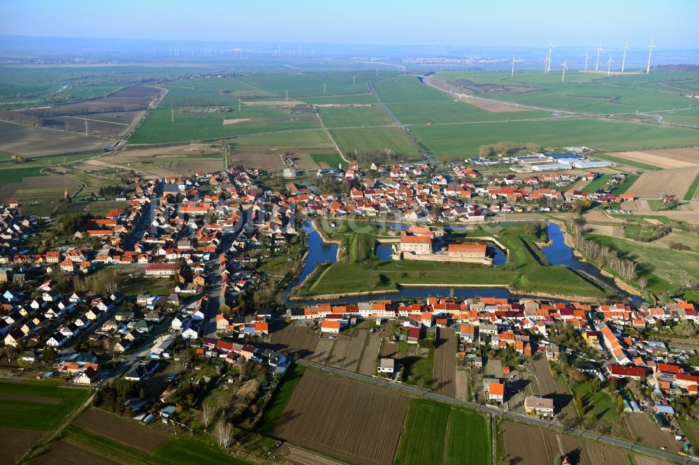Luftaufnahme Heldrungen - Fragmente der Wasserburg- Festungsanlage in Heldrungen im Bundesland Thüringen, Deutschland