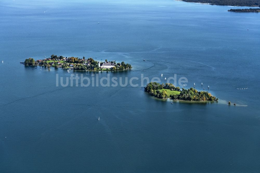 Luftbild Chiemsee - Fraueninsel und Krautinsel im Chiemsee im Bundesland Bayern, Deutschland