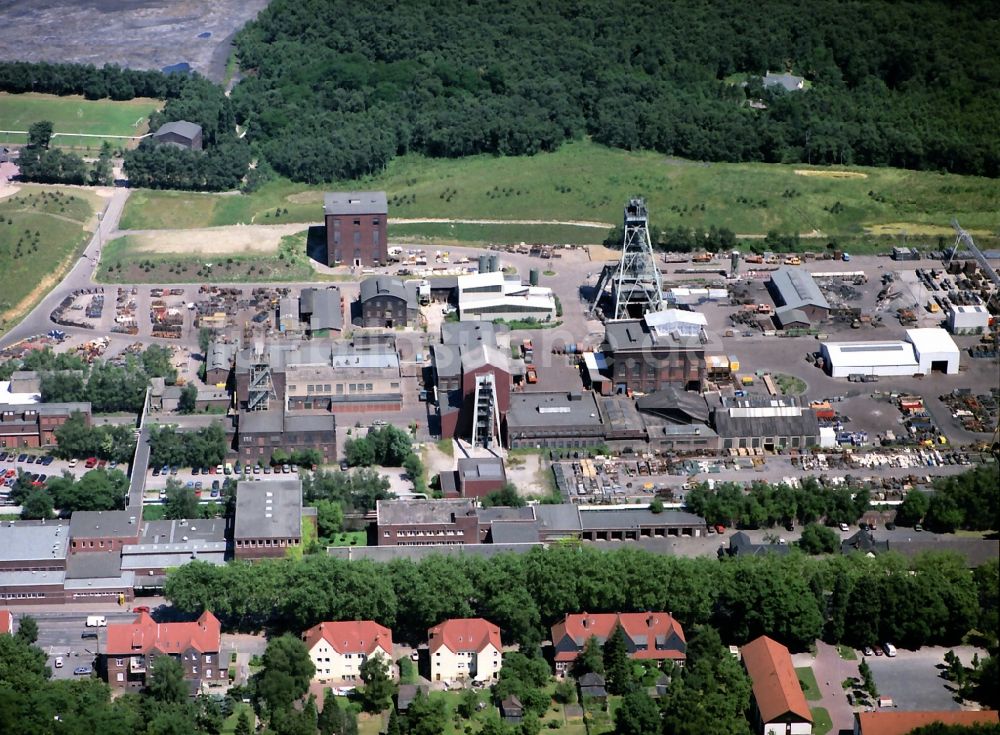 Recklinghausen von oben - Förderanlagen und Bergbau- Schacht- Anlagen am Förderturm General Blumenthal in Recklinghausen im Bundesland Nordrhein-Westfalen, Deutschland