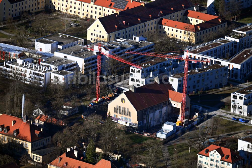 Luftbild München - Freistehende Fassade des entkernten Heizwerk Schwabing in München im Bundesland Bayern, Deutschland