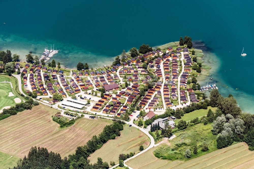 Luftaufnahme Sankt Lorenz - Freizeitzentrum Freizeitpark Sankt Lorenz/Achort in Sankt Lorenz in Oberösterreich, Österreich