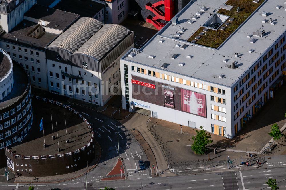 Luftaufnahme Bremerhaven - Freizeitzentrum - Kino - Gebäude in Bremerhaven im Bundesland Bremen, Deutschland