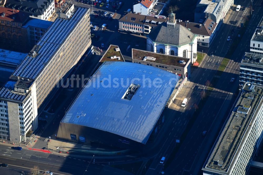 Kassel von oben - Freizeitzentrum - Kino - Gebäude in Kassel im Bundesland Hessen