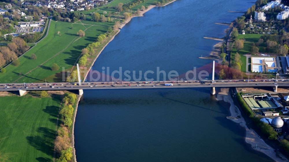 Luftbild Bonn - Friedrich-Ebert-Brücke in Bonn im Bundesland Nordrhein-Westfalen, Deutschland