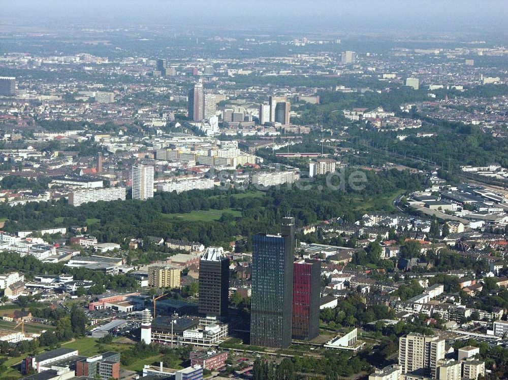 Köln von oben - Funkhaus des Deutschlandfunk (DFL) und das ehem. Hochhaus der Deutschen Welle - Köln (NRW)
