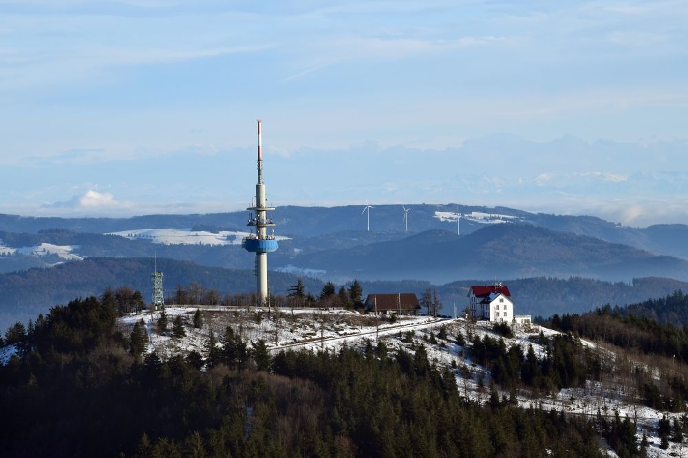 Luftaufnahme Schallsingen - Funkturm und Sendeanlage als Grundnetzsender Sender Blauen in Schallsingen im Bundesland Baden-Württemberg, Deutschland