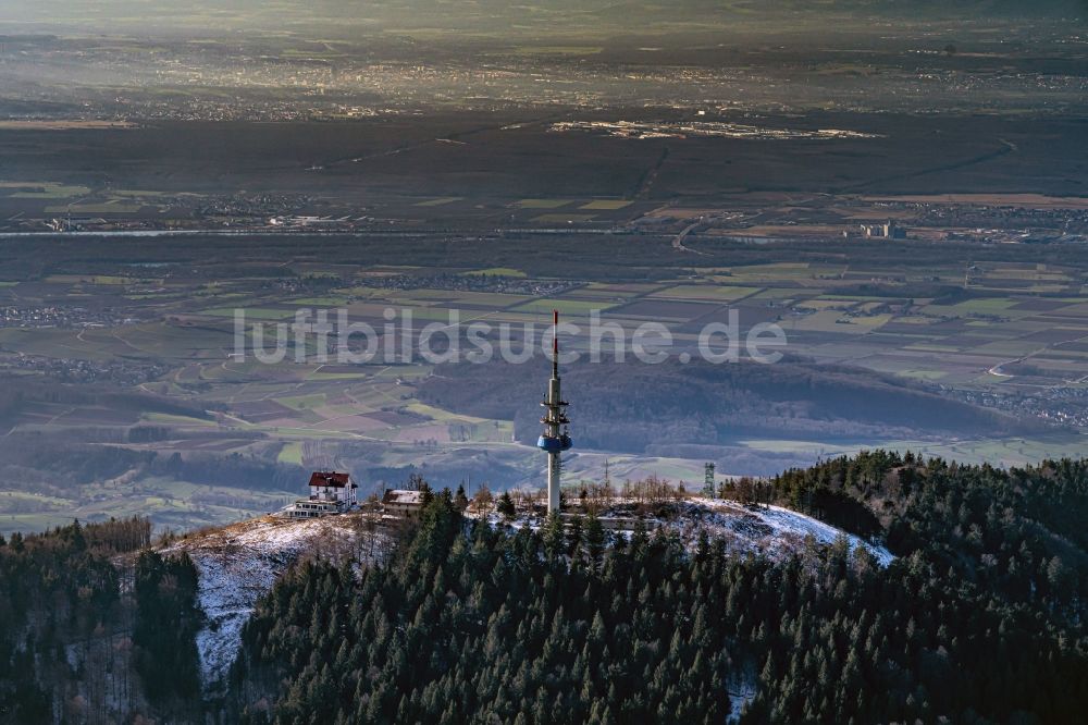 Schallsingen von oben - Funkturm und Sendeanlage als Grundnetzsender Sender Blauen in Schallsingen im Bundesland Baden-Württemberg, Deutschland