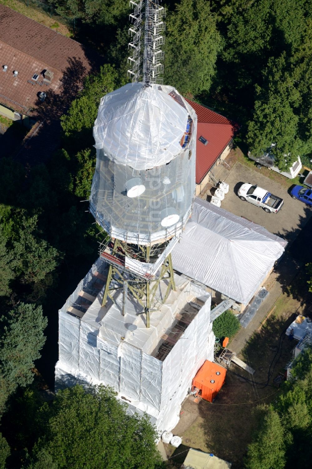 Luftbild Maikammer - Funkturm und Sendeanlage auf der Kalmit in Maikammer im Bundesland Rheinland-Pfalz