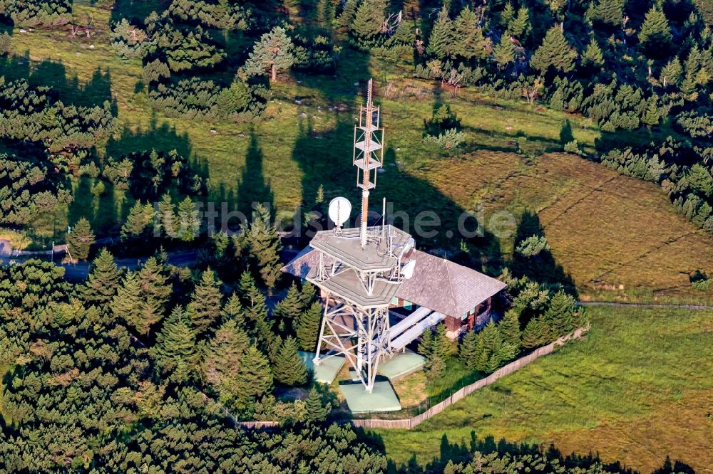 Luftaufnahme Sasbachwalden - Funkturm und Sendeanlage auf der Kuppe des Berges Hornisgrinde in Sasbachwalden im Bundesland Baden-Württemberg, Deutschland